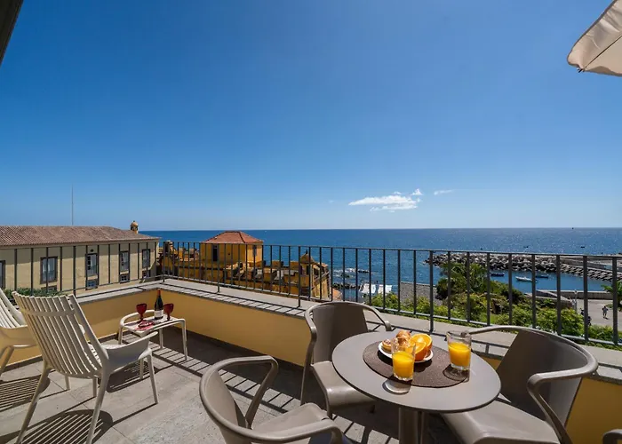 Ourmadeira - Of Old Town * Funchal (Madeira)